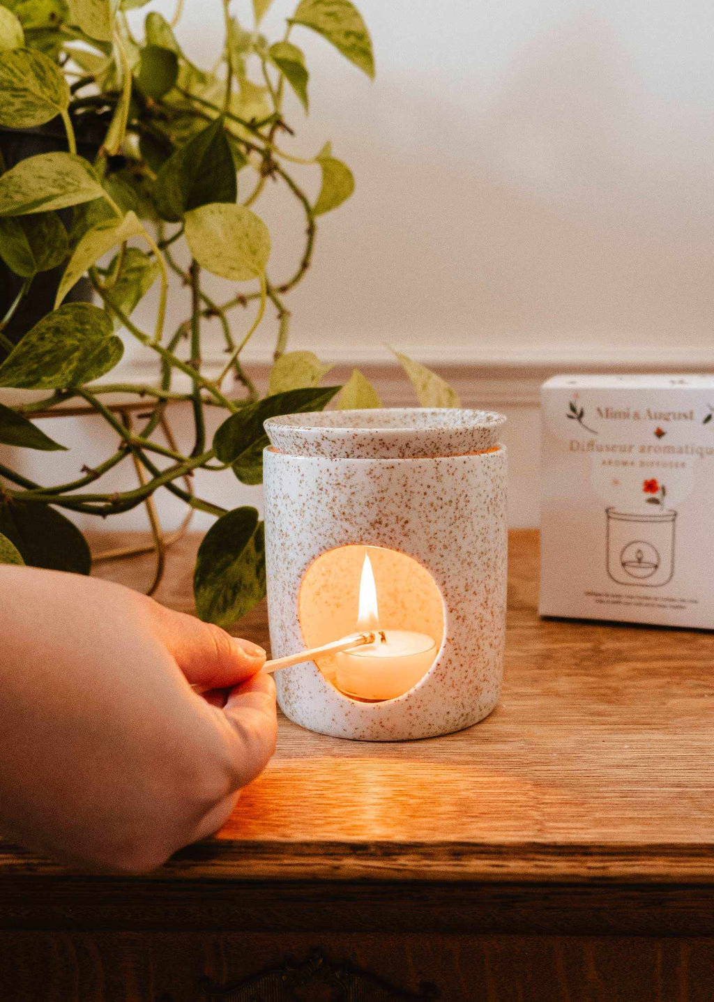 Aromatic Ceramic Diffuser – Tealight Wax Melt & Oil Warmer | Mimi & August