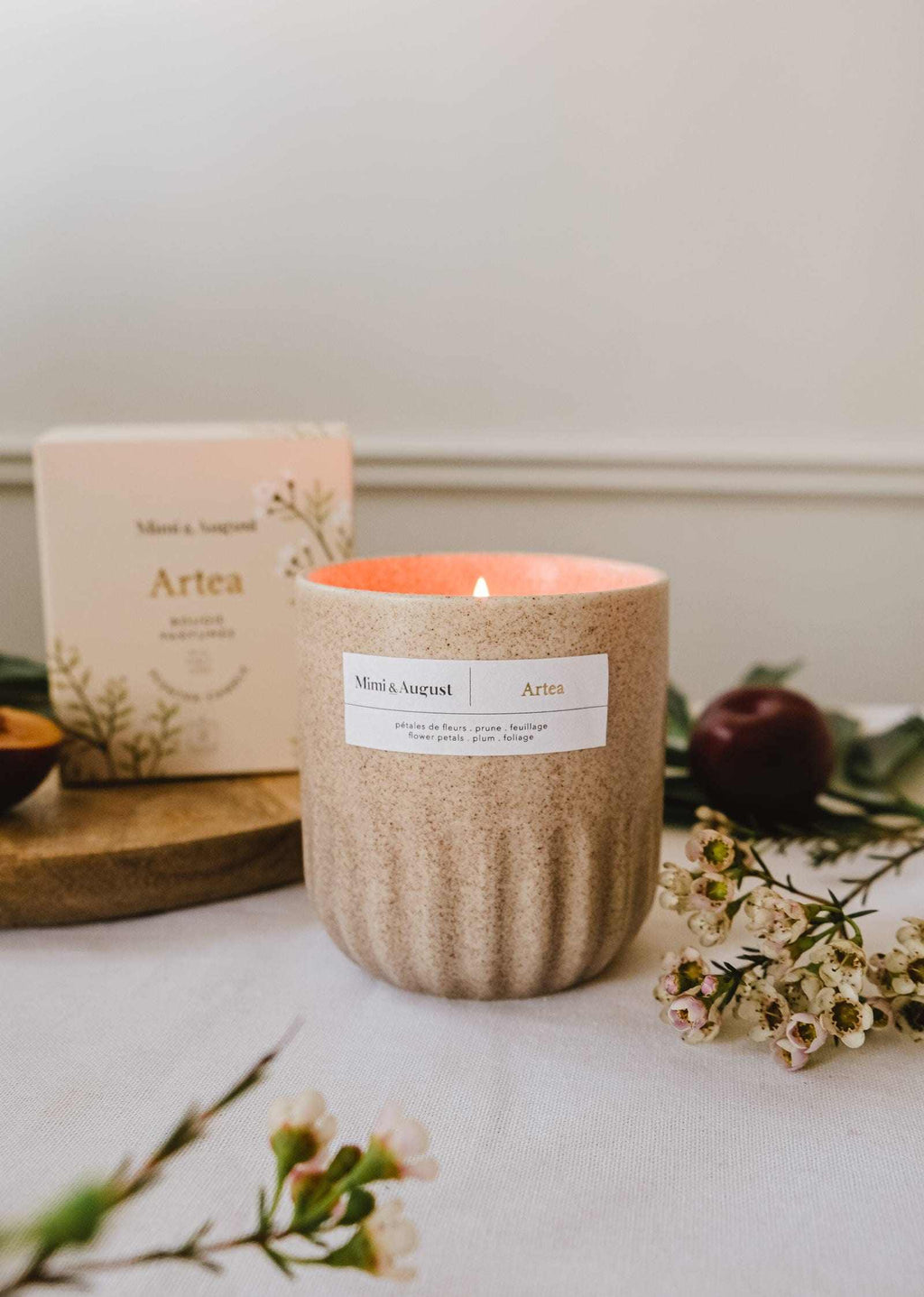 Artea Reusable Soy Candle – Flower Petals, Plum & Foliage | Mimi & August