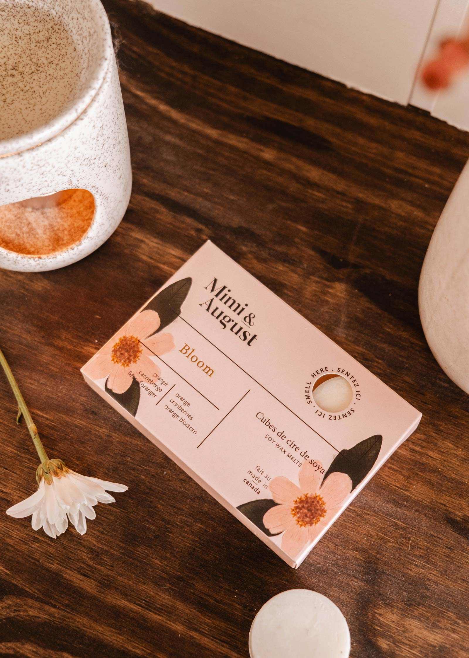 Bloom Soy Wax Melts – Orange, Cranberry & Pear | Mimi & August