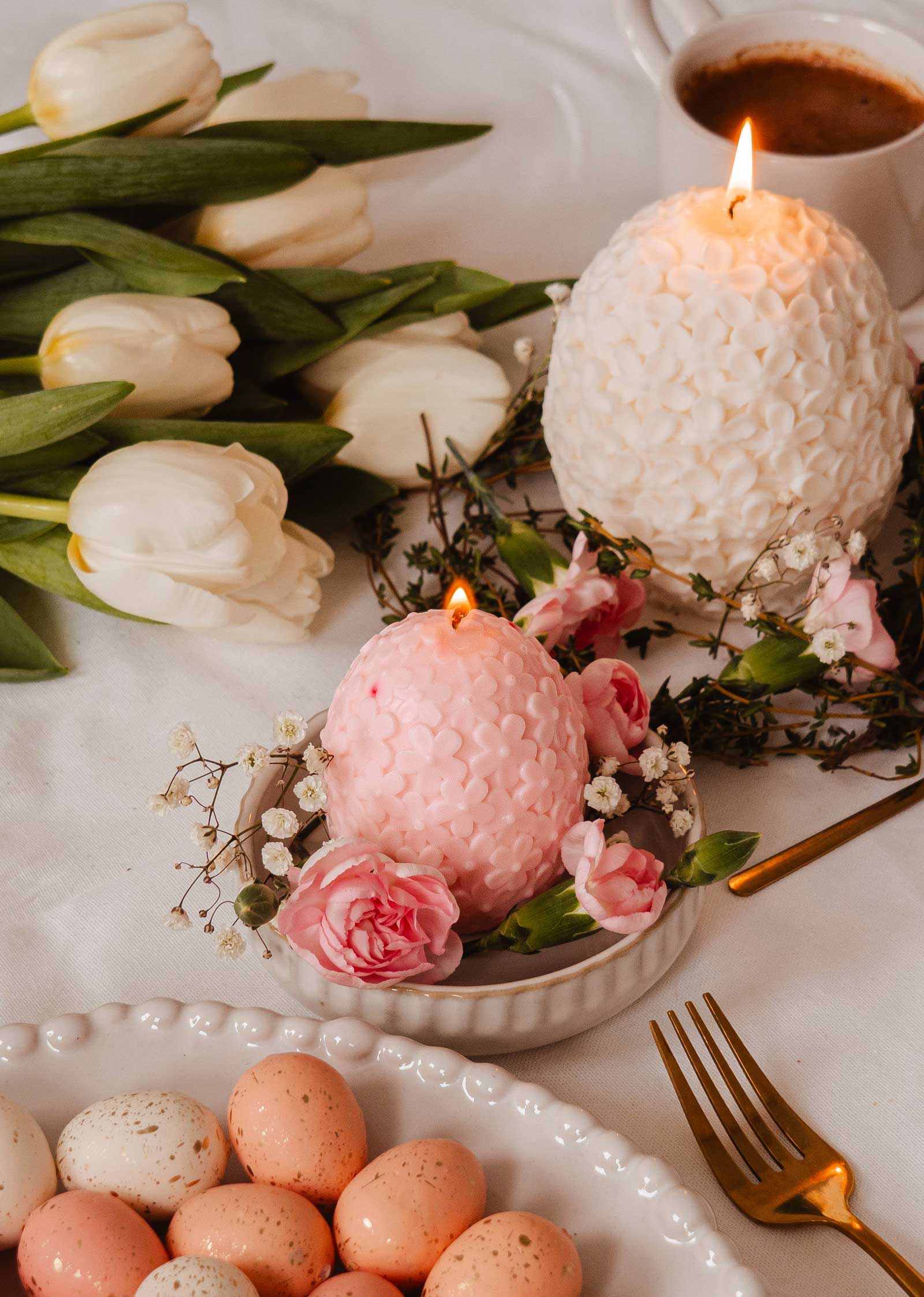 The Little Floral Egg – Decorative Soy Candle | Neroli, Rose & Amber | Mimi & August