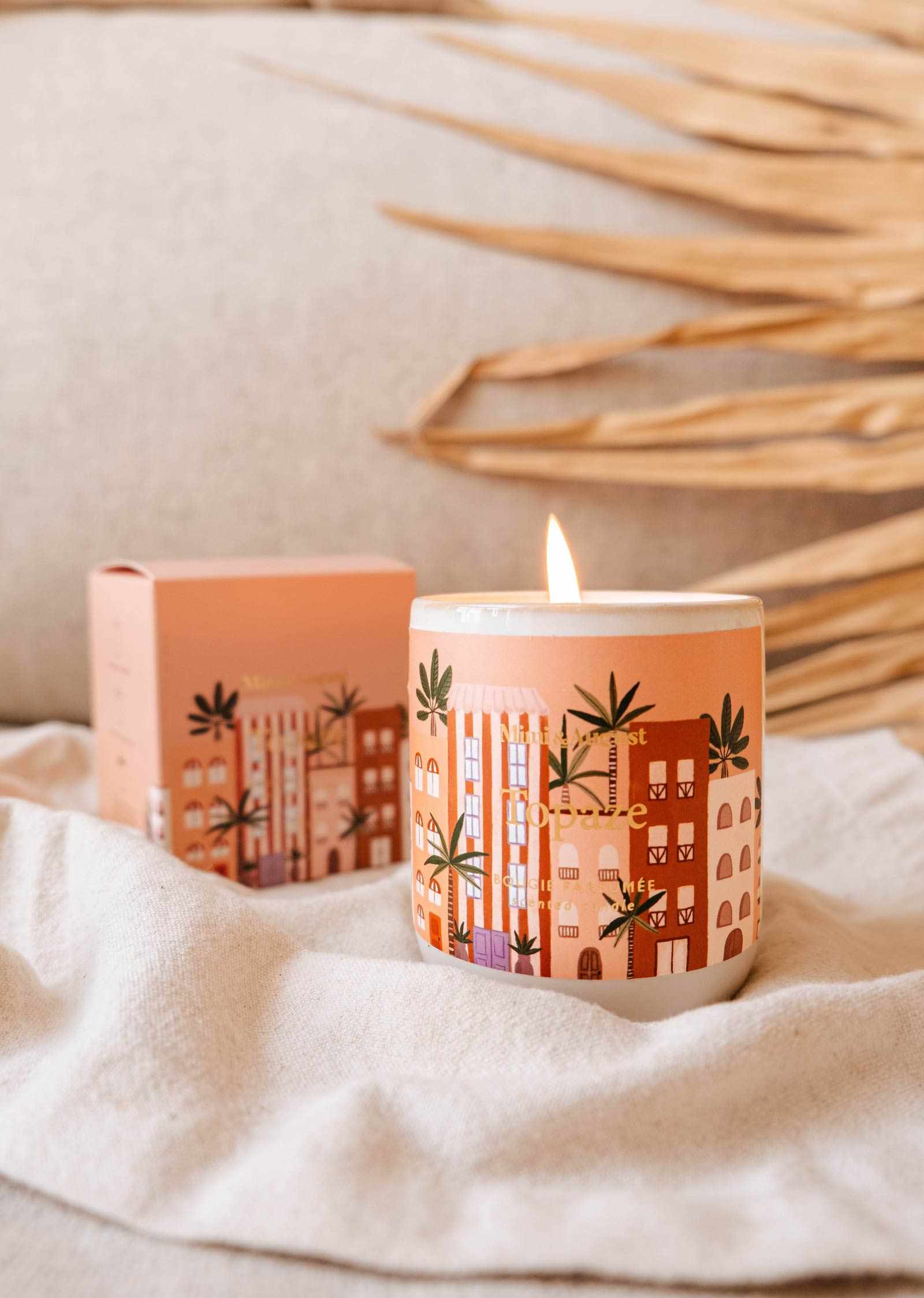 Topaze Reusable Soy Candle – Sandalwood, Coconut & Vanilla | Mimi & August