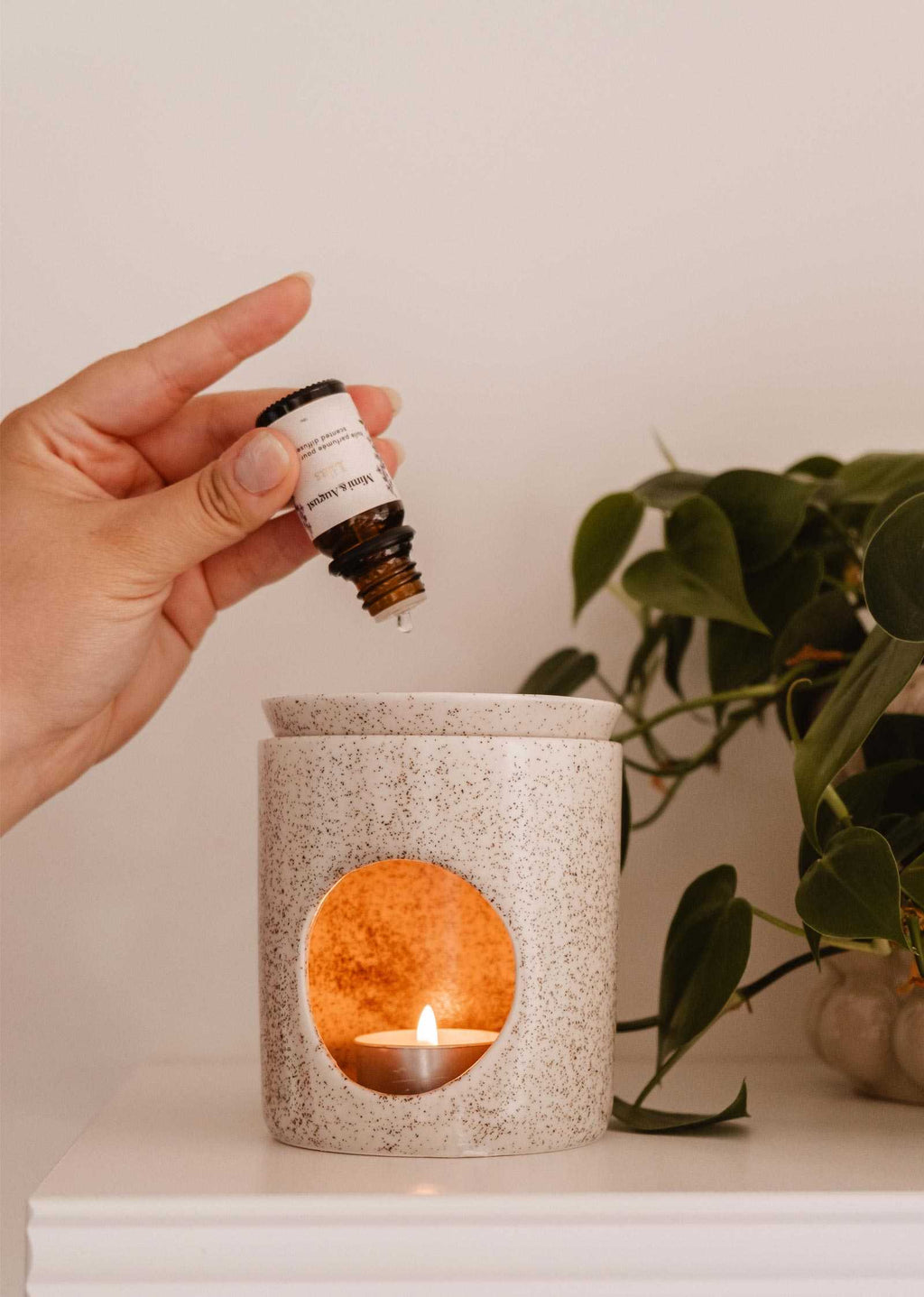 Lilac Scented Oil – Diffuser Oil for Ultrasonic & Ceramic Diffusers | Mimi & August